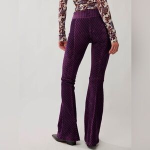 Free People Penny Pull On Velvet Flare Pant Vintage Grape Size M